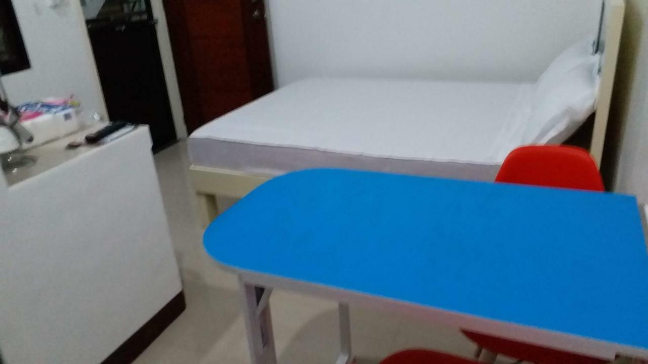 Clark-Pad Inn, Angeles City Extérieur photo