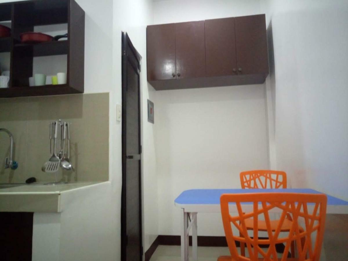 Clark-Pad Inn, Angeles City Extérieur photo