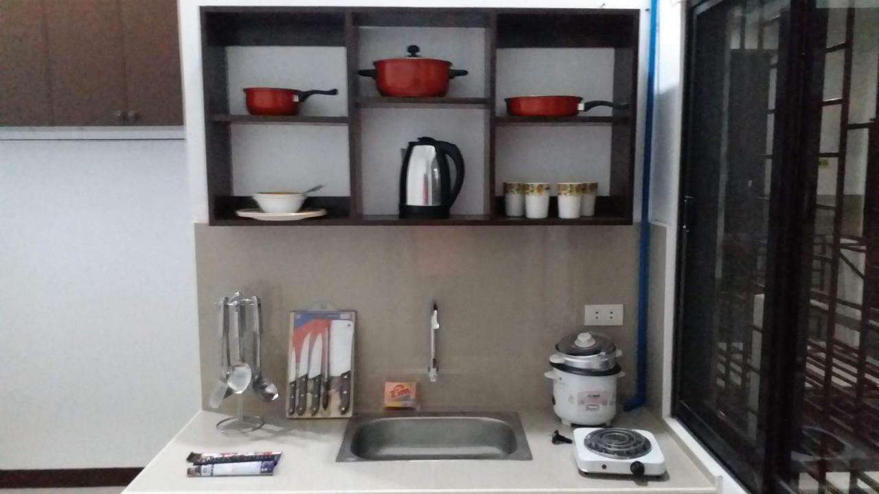 Clark-Pad Inn, Angeles City Extérieur photo