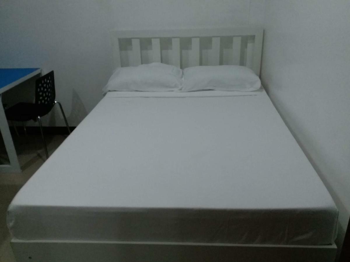 Clark-Pad Inn, Angeles City Extérieur photo