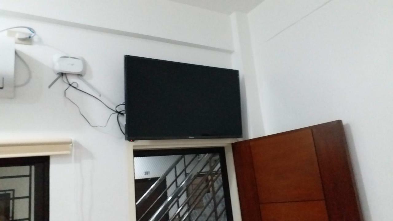 Clark-Pad Inn, Angeles City Extérieur photo