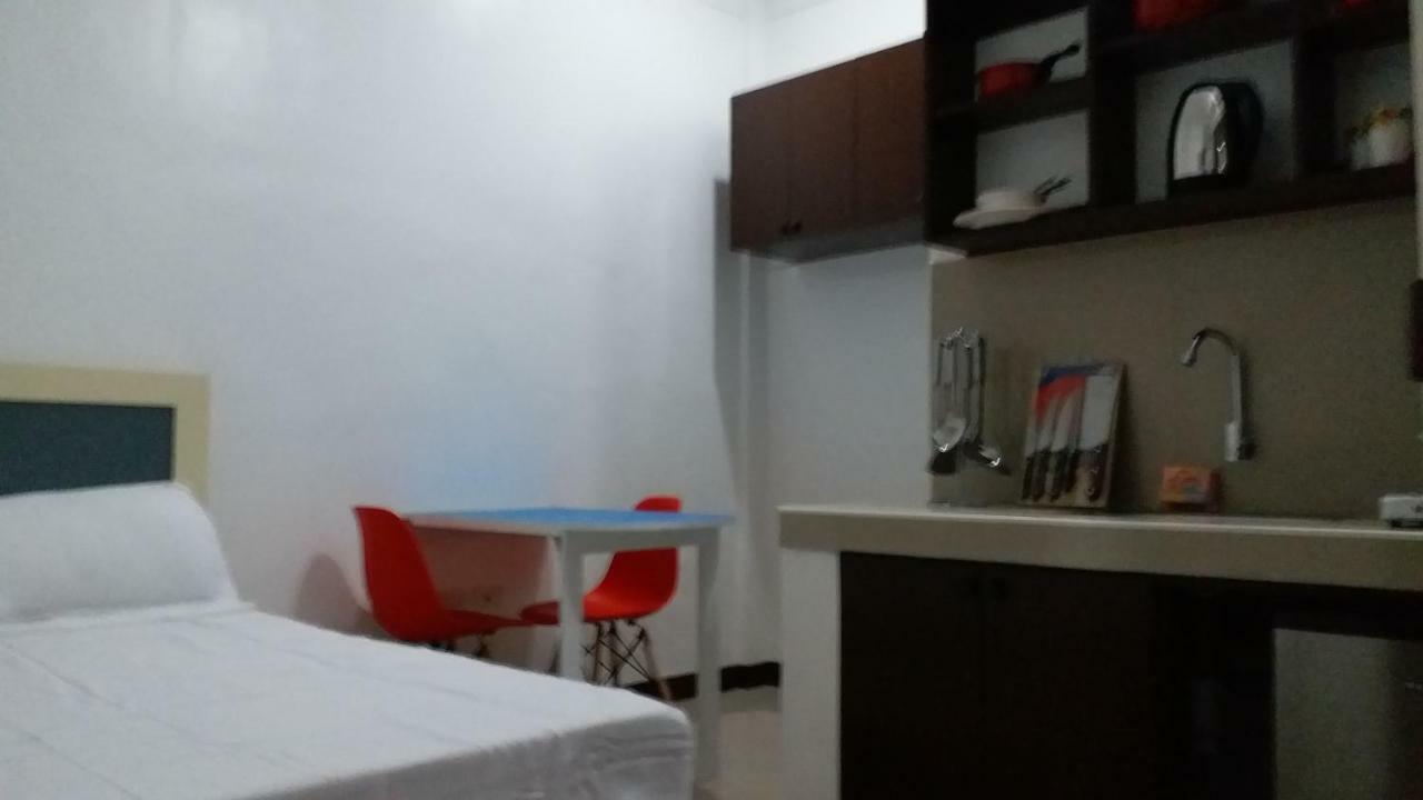 Clark-Pad Inn, Angeles City Extérieur photo