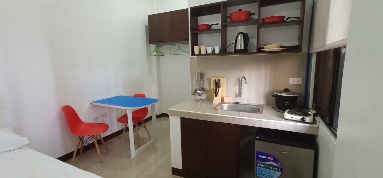 Clark-Pad Inn, Angeles City Extérieur photo