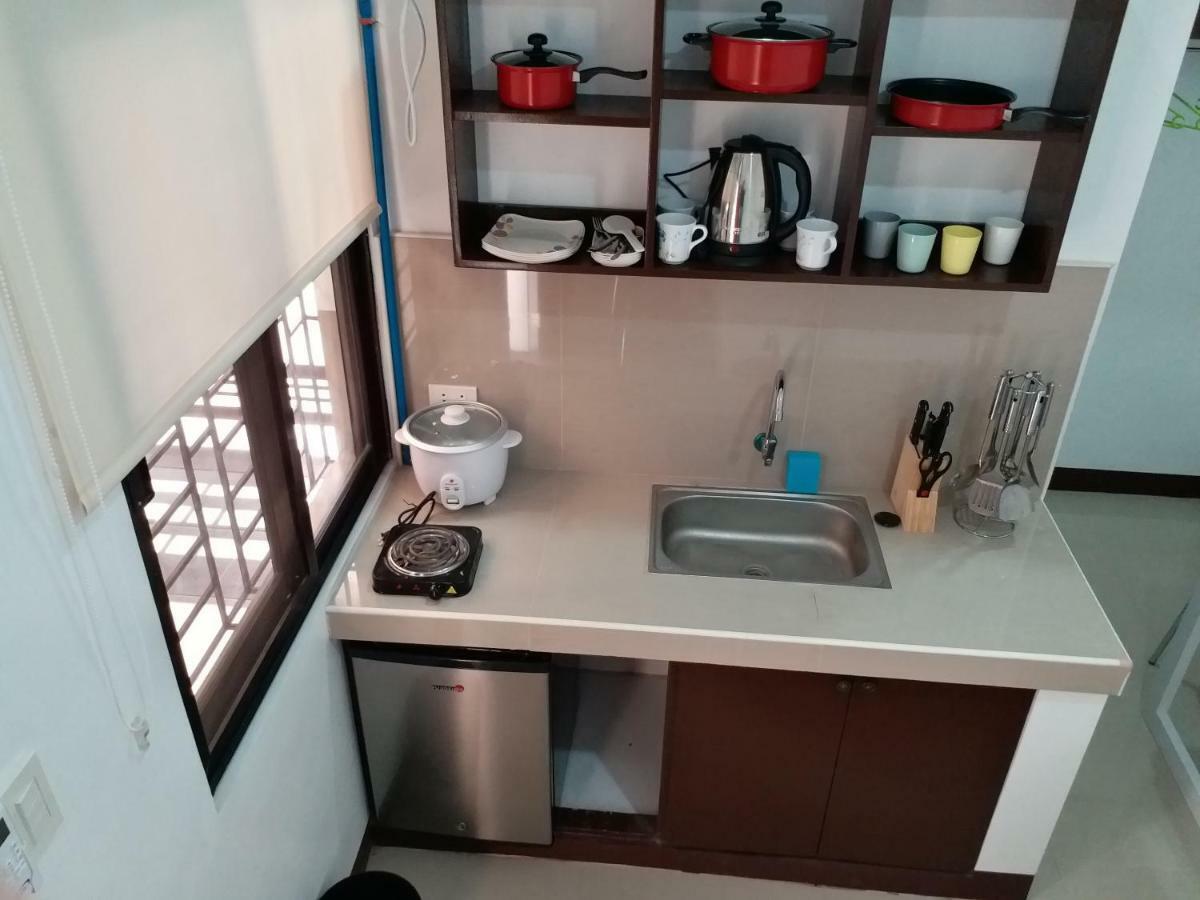 Clark-Pad Inn, Angeles City Extérieur photo