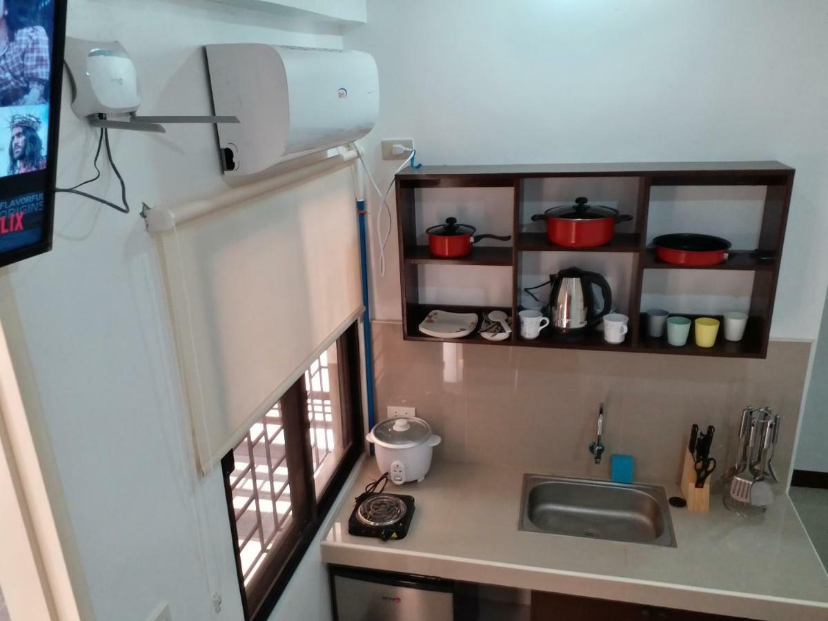 Clark-Pad Inn, Angeles City Extérieur photo