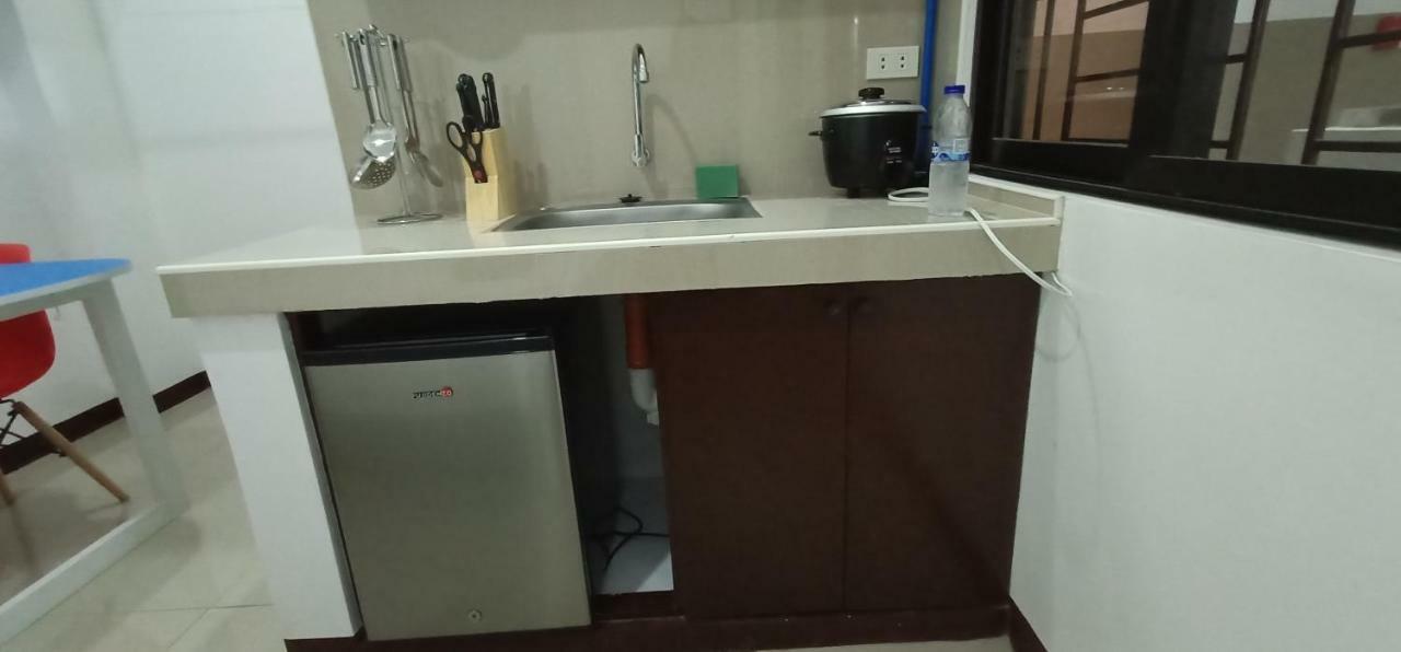 Clark-Pad Inn, Angeles City Extérieur photo