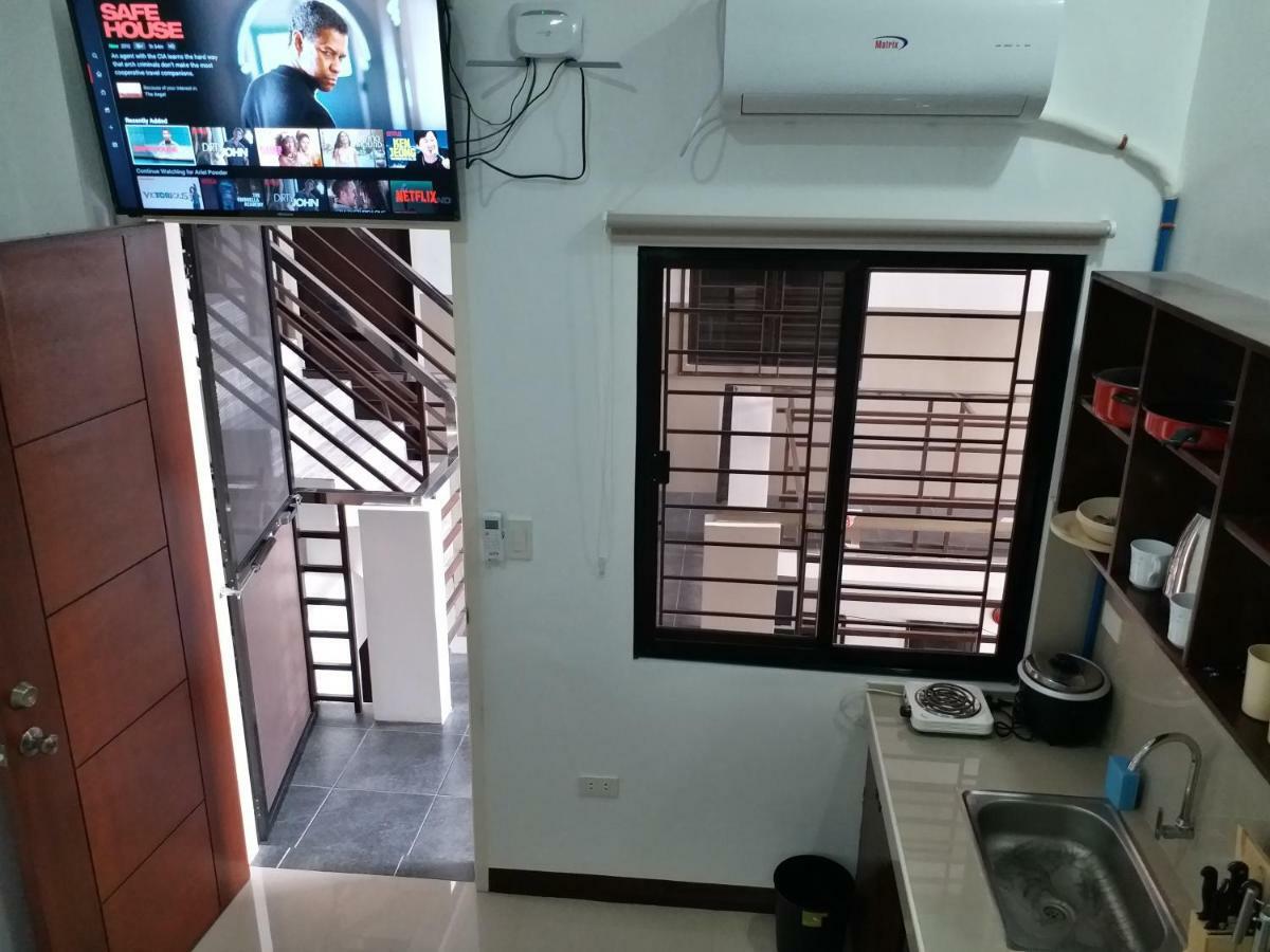 Clark-Pad Inn, Angeles City Extérieur photo