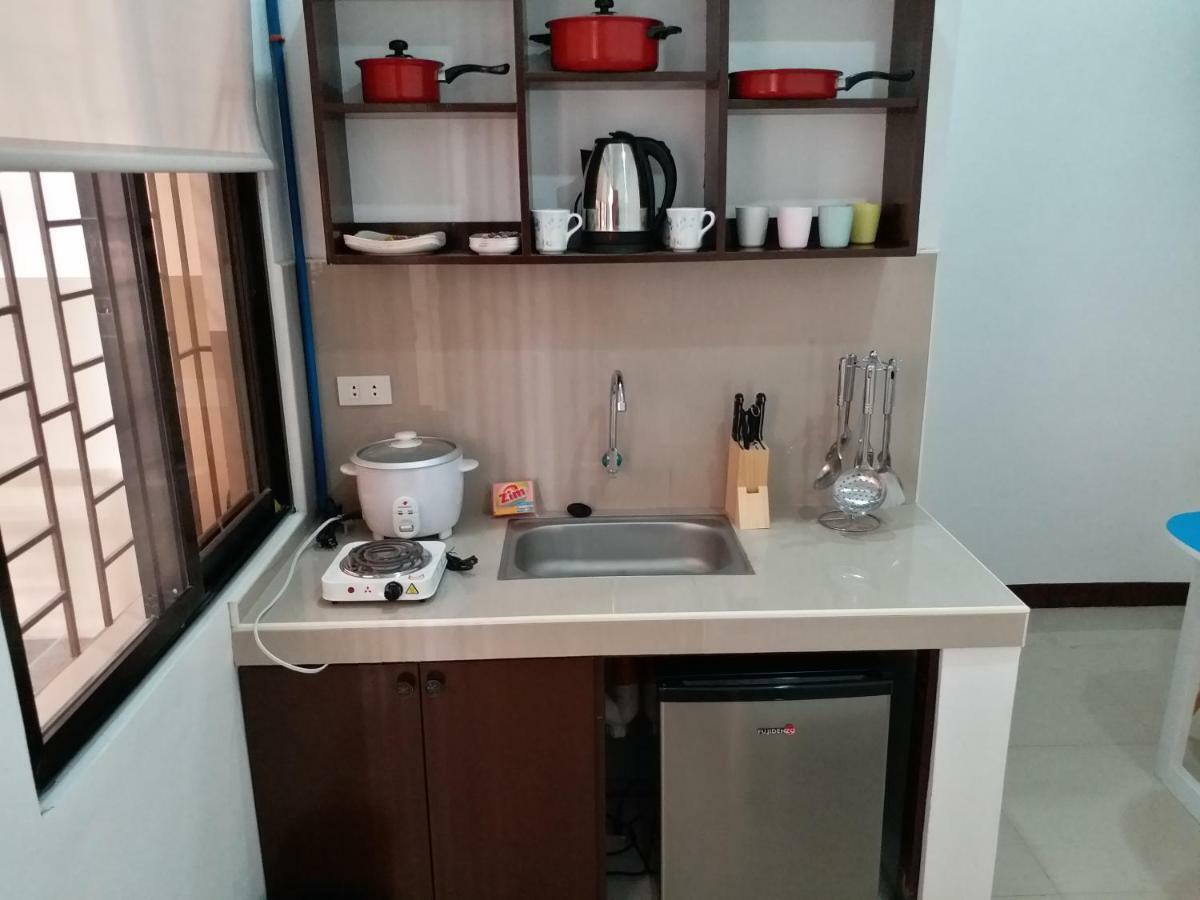 Clark-Pad Inn, Angeles City Extérieur photo