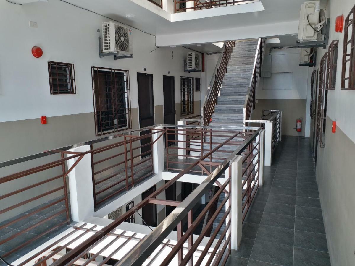 Clark-Pad Inn, Angeles City Extérieur photo
