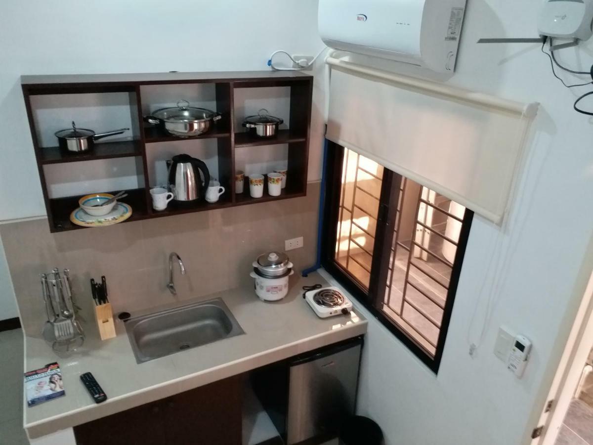 Clark-Pad Inn, Angeles City Extérieur photo